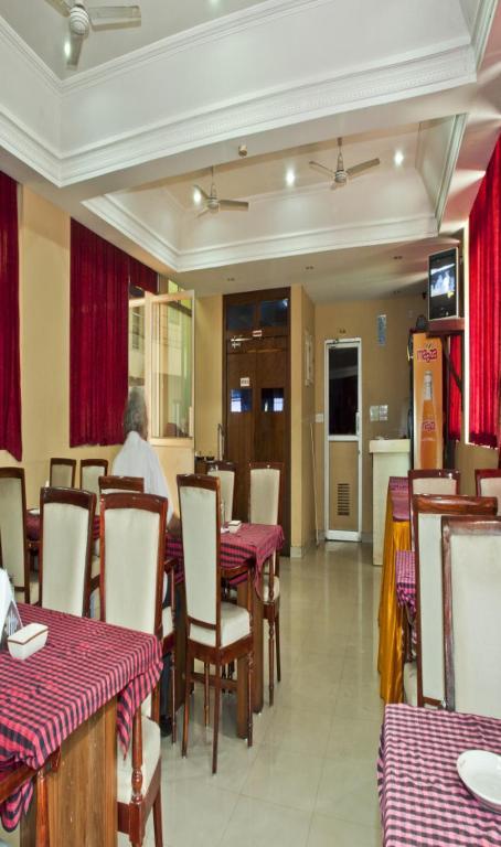Hotel Issacs Regency Sultan Bathery Exterior foto